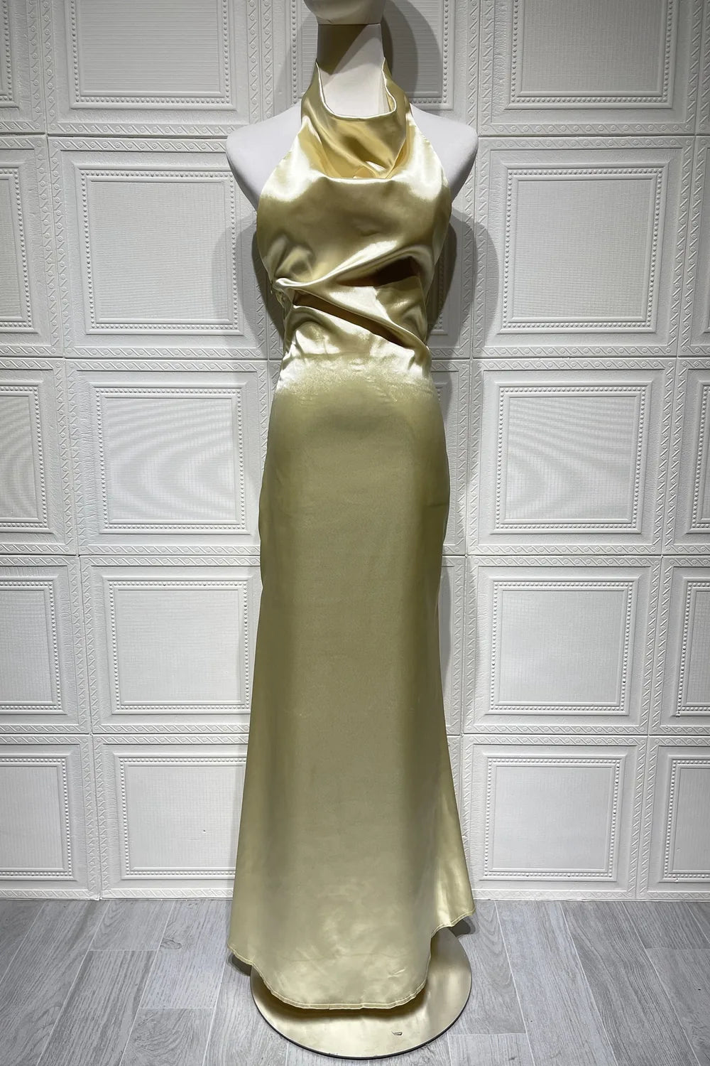 Vestido Longo Acetinado Maysa