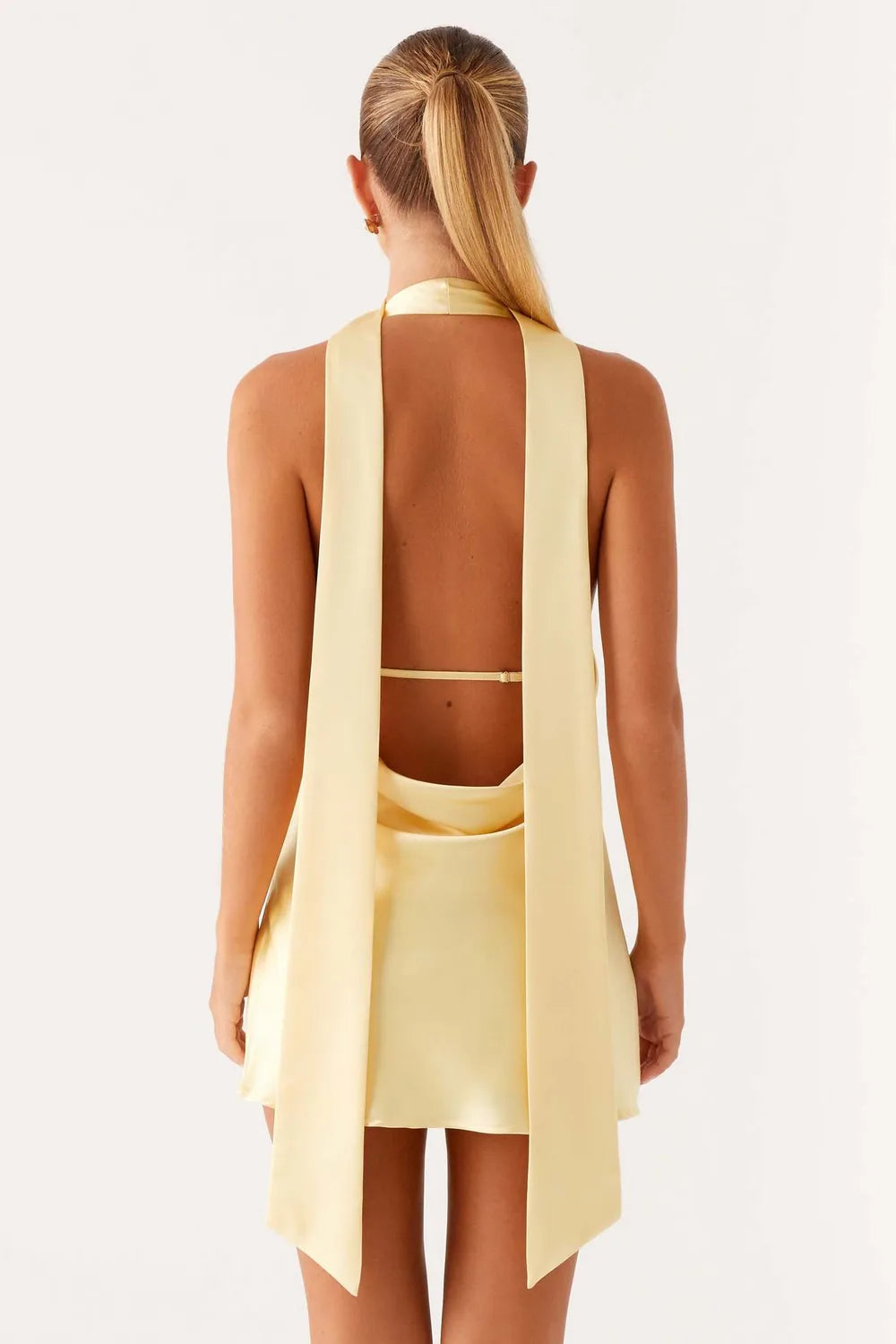 Vestido Curto Acetinado Foxie