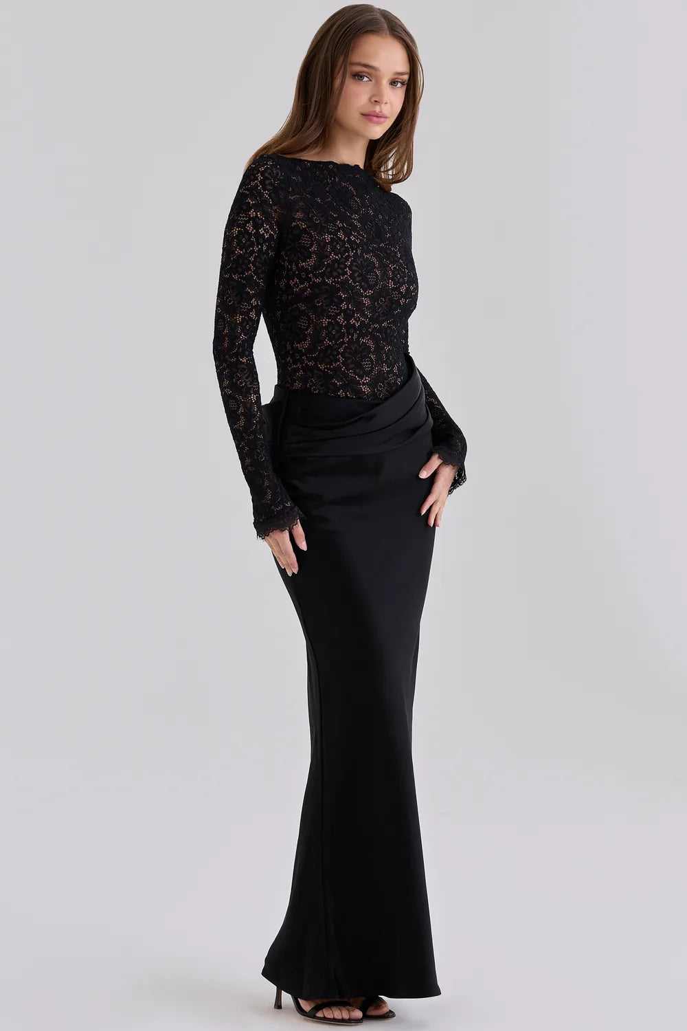 Vestido Longo em Renda Florin