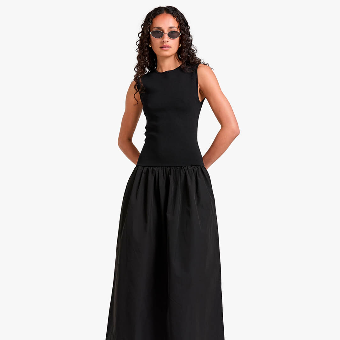 Vestido Midi Georgina Preto