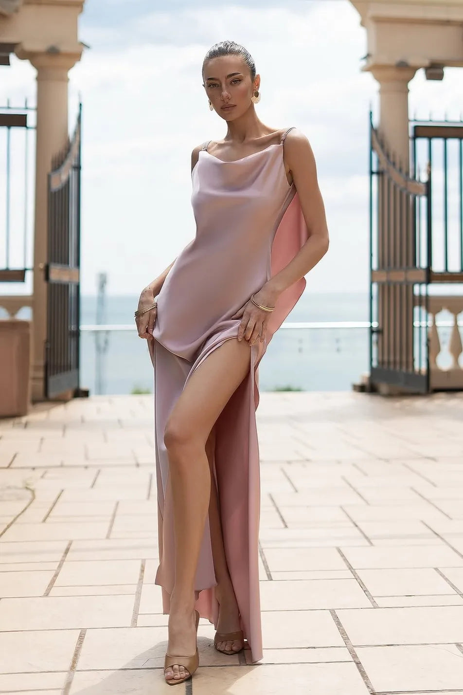 Vestido Longo Acetinado Mariah