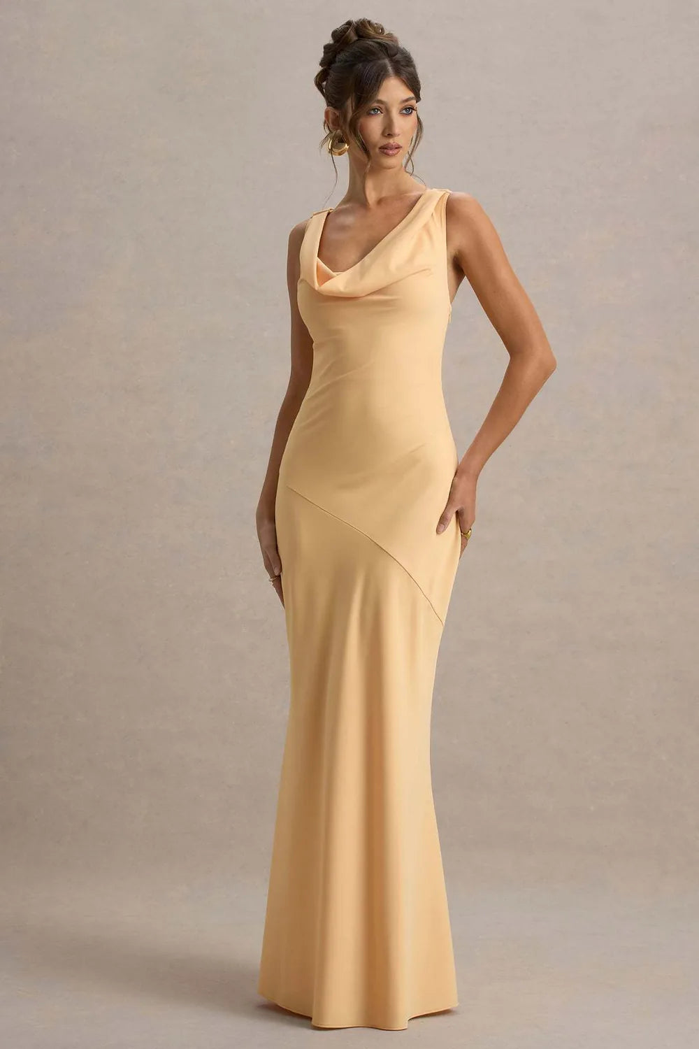 Vestido Longo Acetinado Liora