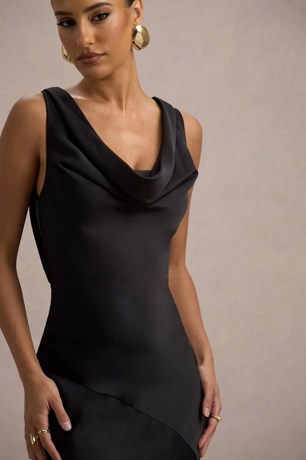 Vestido Longo Acetinado Liora