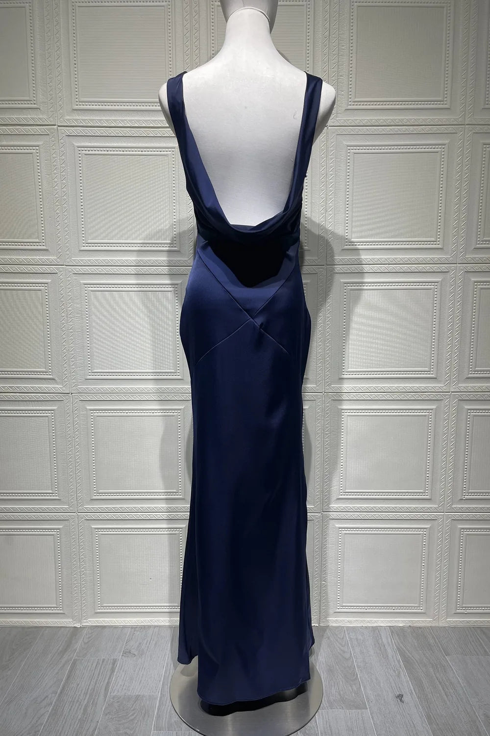 Vestido Longo Acetinado Samira