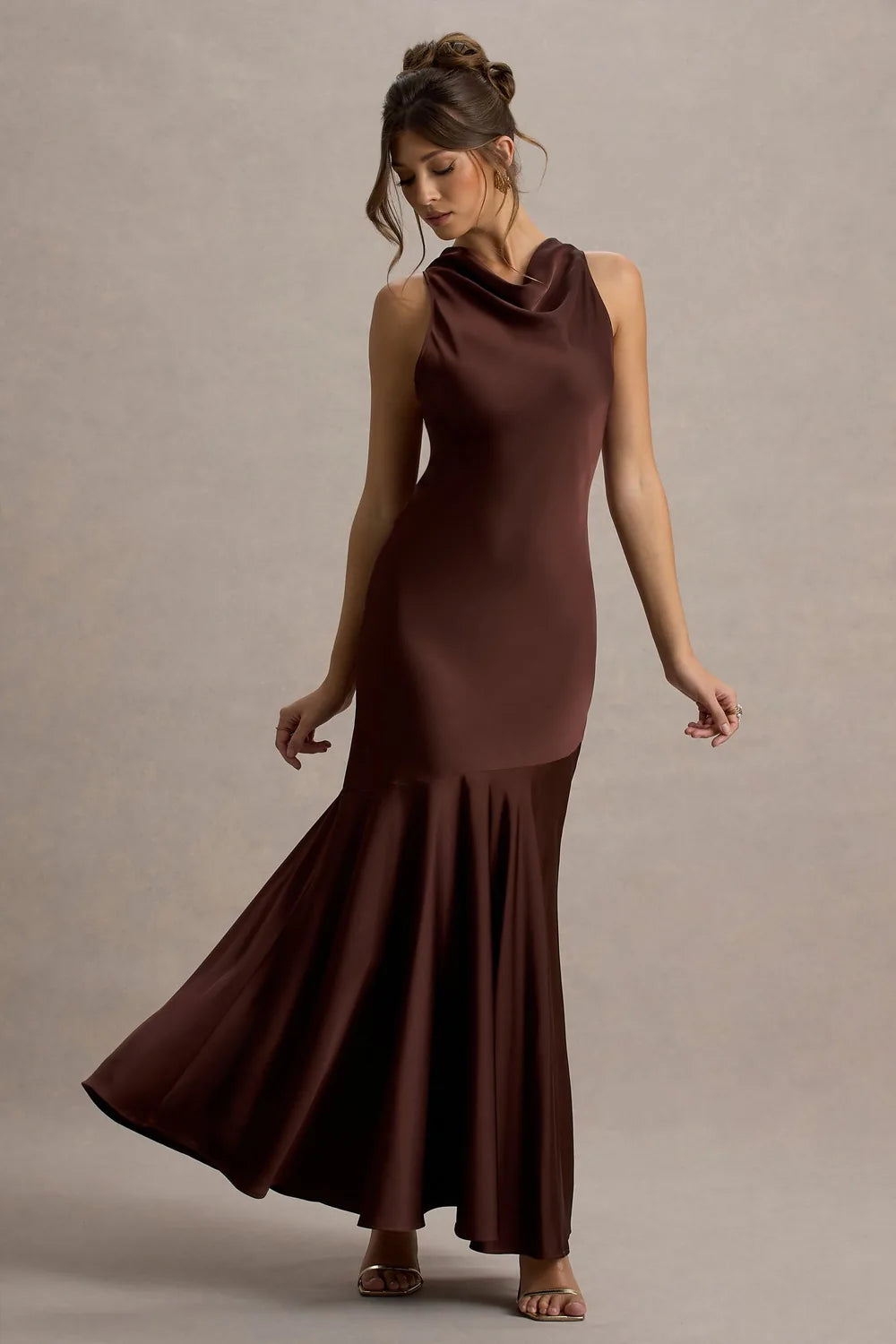 Vestido Longo Acetinado Saylor