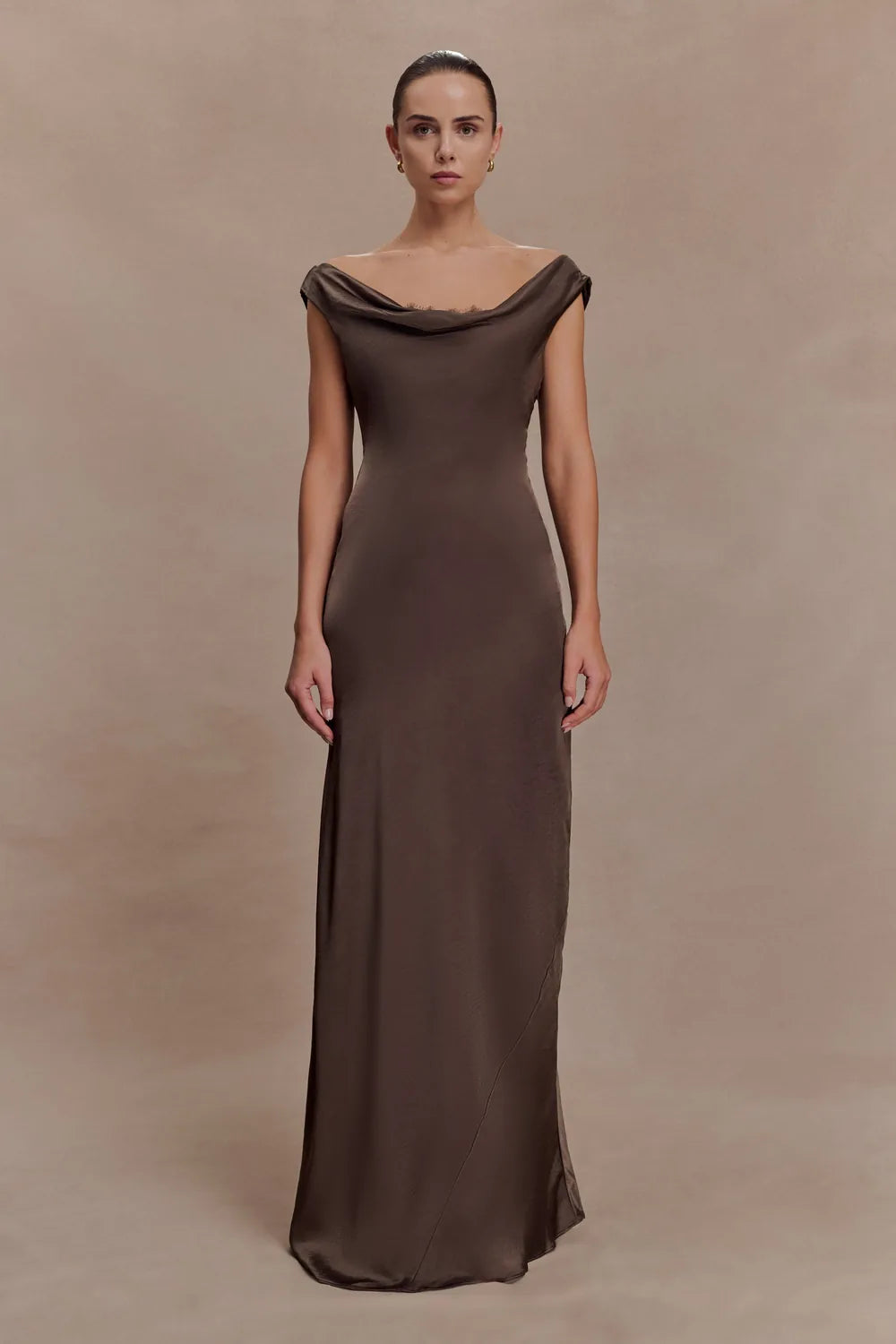Vestido Longo Acetinado Lisia