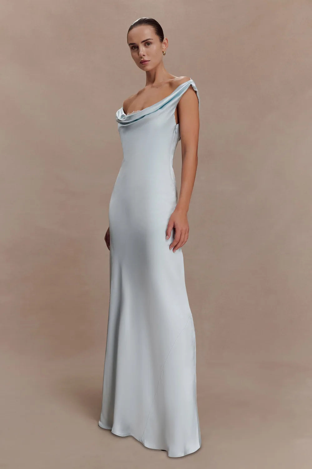 Vestido Longo Acetinado Lisia